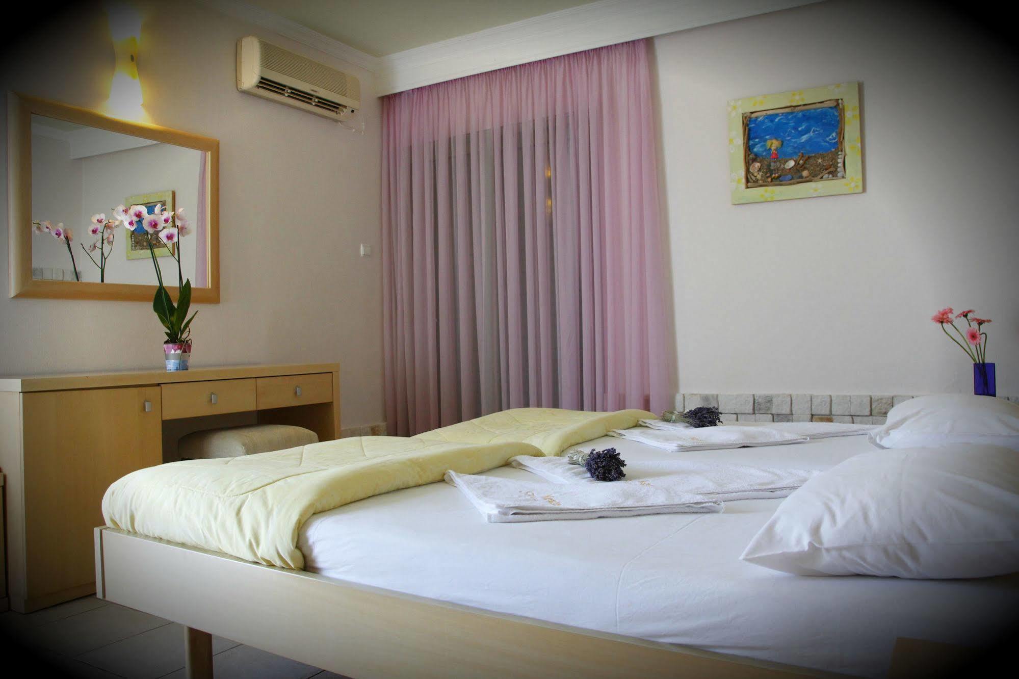 Hotel Kostis Skiathos Exterior foto